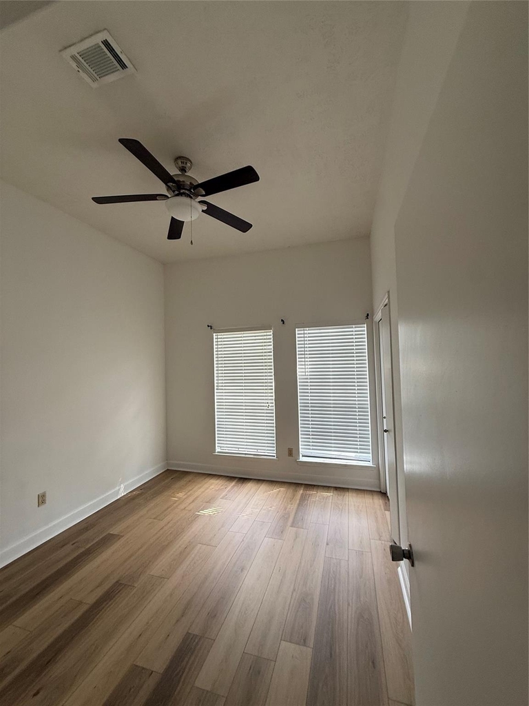 3211 Mesquite Drive - Photo 1