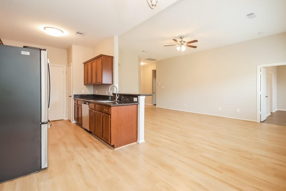 32103 Sue Lane - Photo 4