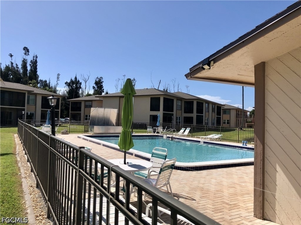 16881 Davis Road - Photo 37