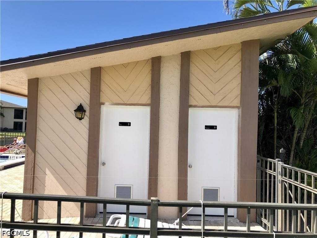 16881 Davis Road - Photo 38