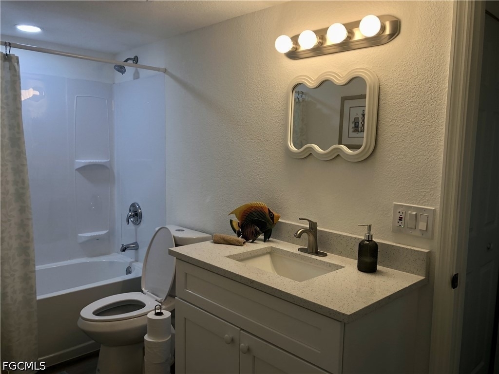 16881 Davis Road - Photo 17