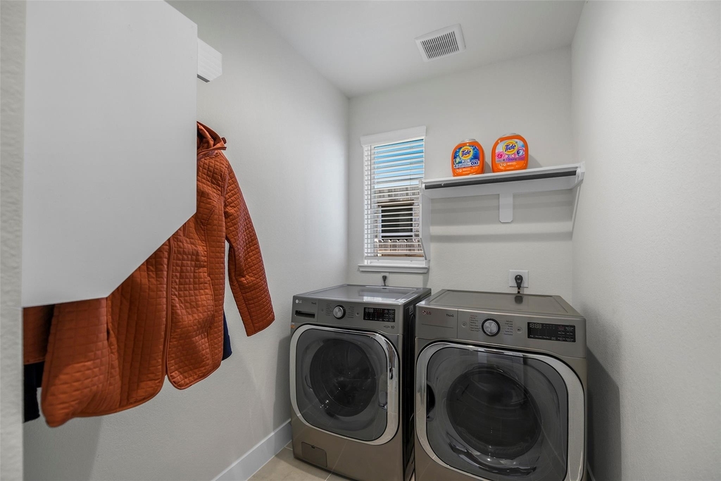 7115 Prairie Heights Drive - Photo 5