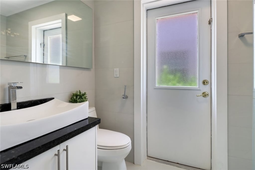 8271 Laurel Lakes Way - Photo 18