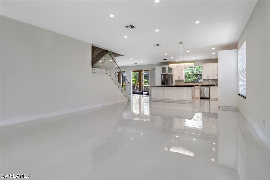 8271 Laurel Lakes Way - Photo 16