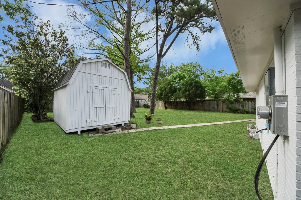 2407 Crestdale Dr - Photo 35