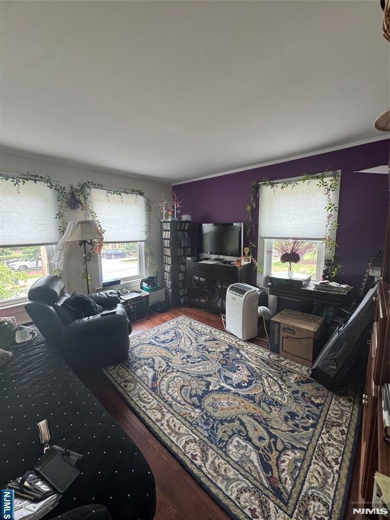 100 Irvington - Photo 1