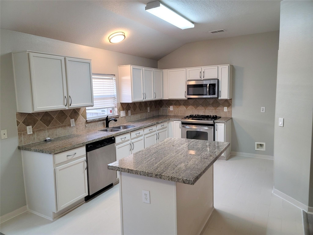 603 Cypresswood Ridge - Photo 2