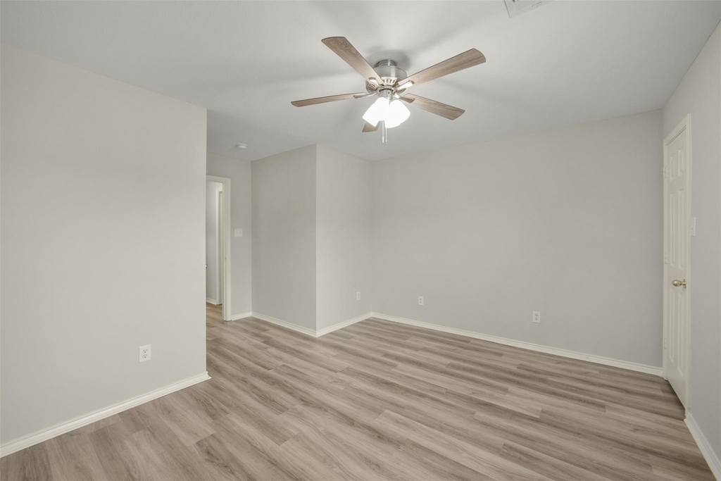 750 Redwing Park Drive - Photo 22