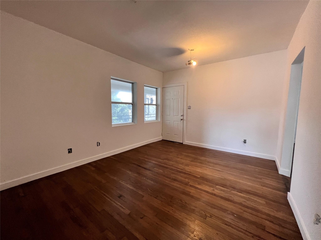 415 Fairview Avenue - Photo 13