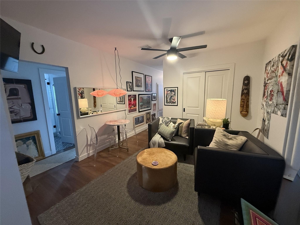 415 Fairview Avenue - Photo 1