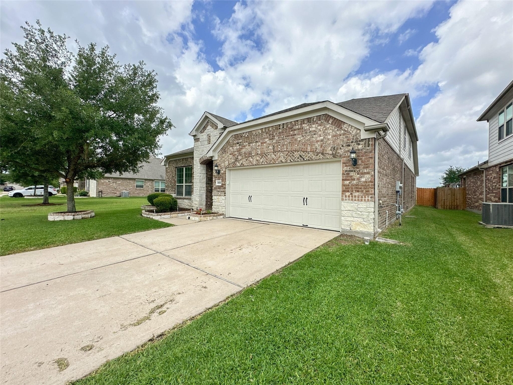 25322 Alverstone Drive - Photo 5