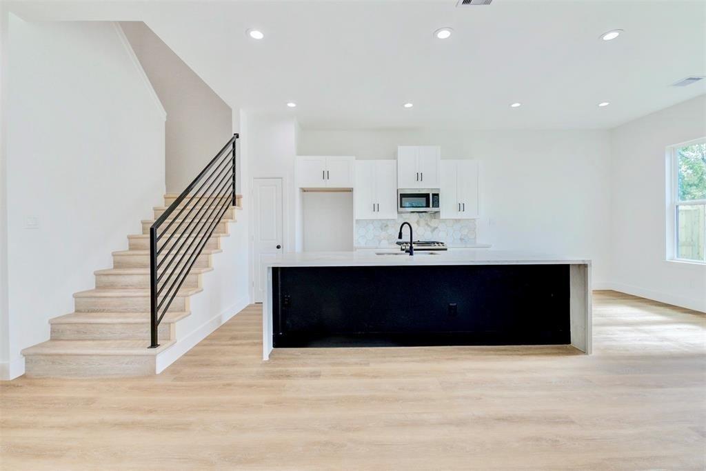 5310 Denmark Street - Photo 3