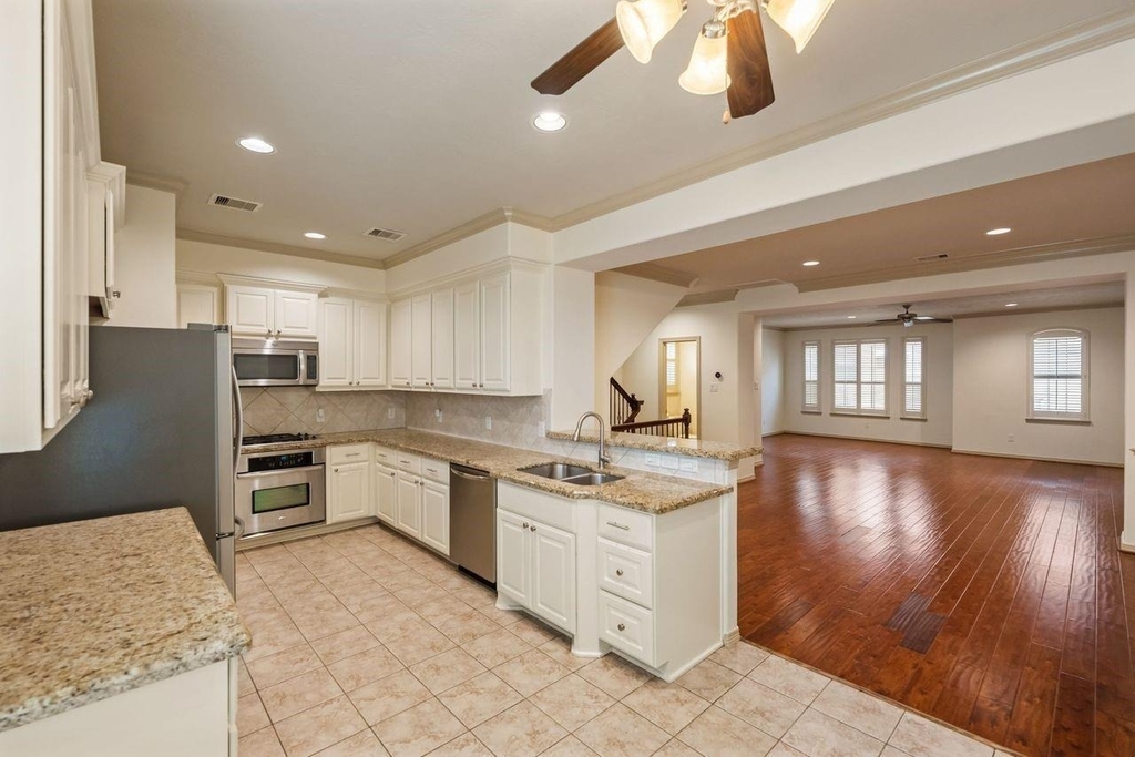 4018 Childress Street - Photo 11