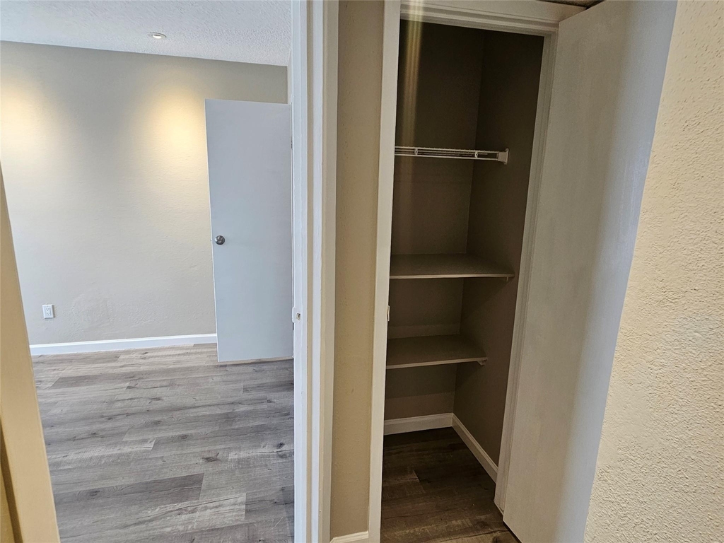2816 S Bartell Drive - Photo 10
