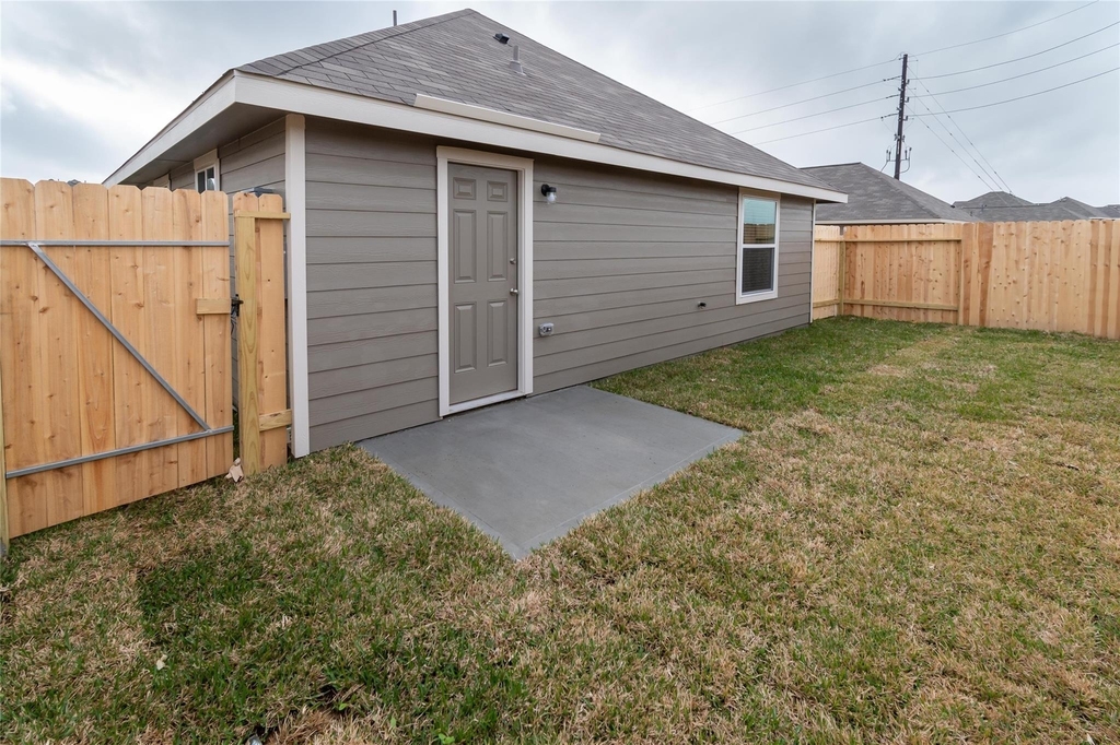 24342 Dolce Marina Court - Photo 1
