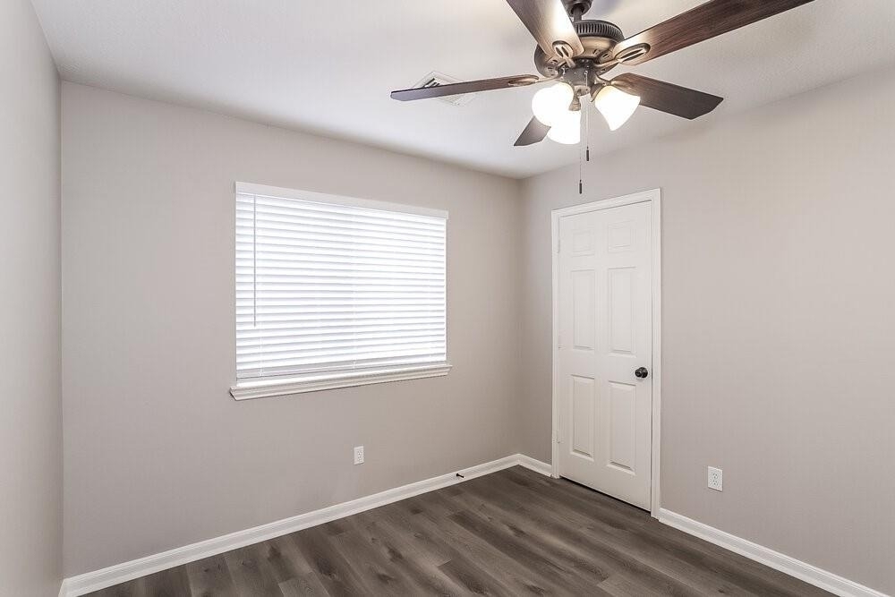 10518 Southway Bend Lane - Photo 12