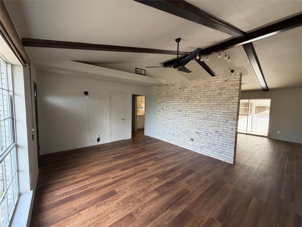 7603 Grape Street - Photo 3