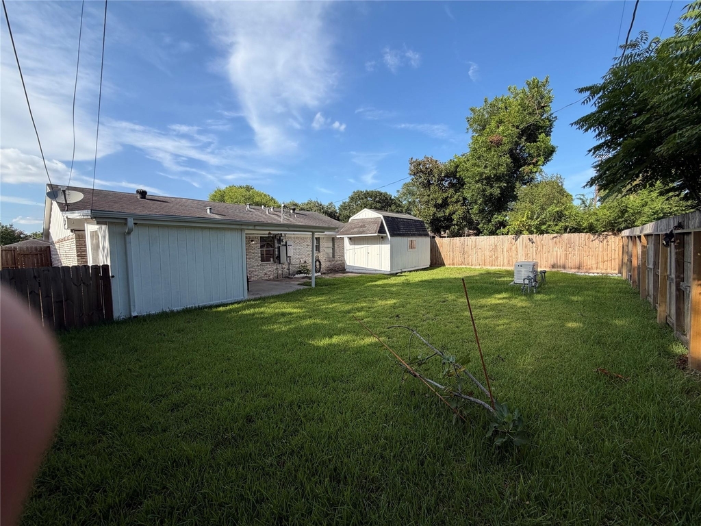 7603 Grape Street - Photo 9