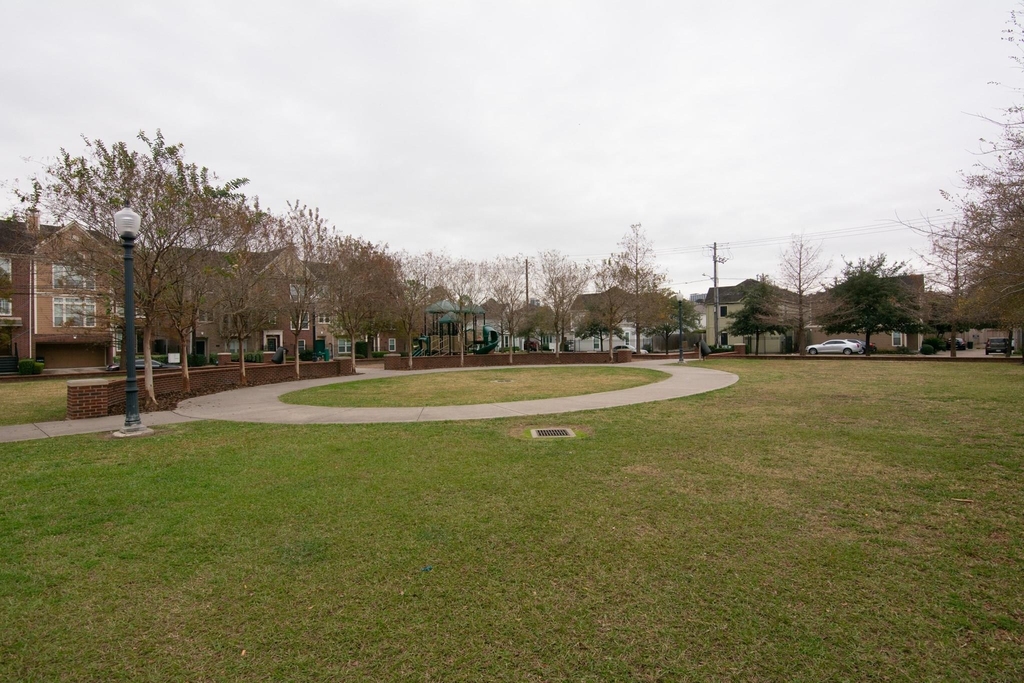 1408 W Webster Street - Photo 37