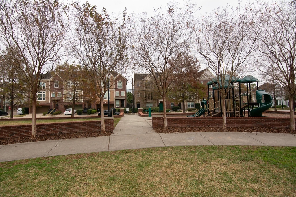 1408 W Webster Street - Photo 36