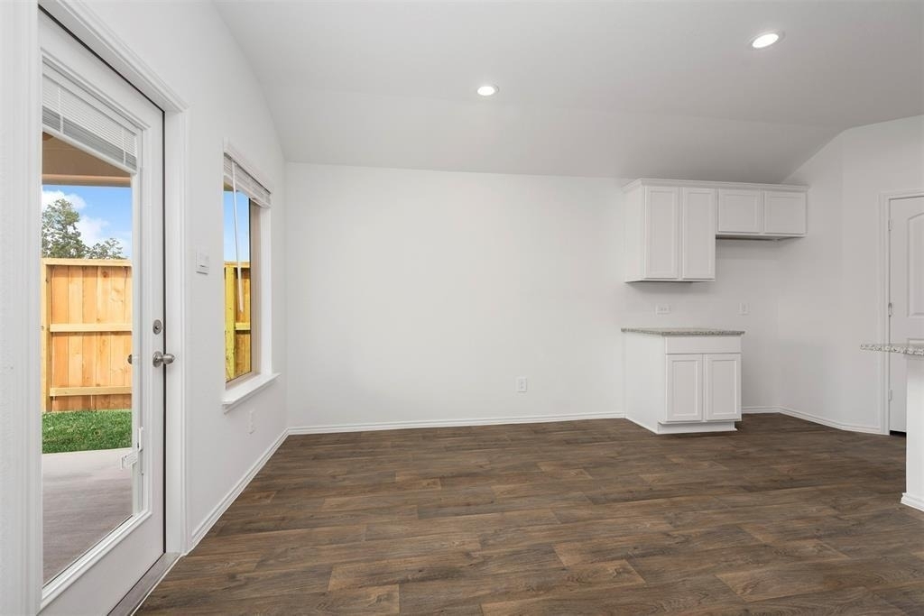 20352 Tembec Drive - Photo 6
