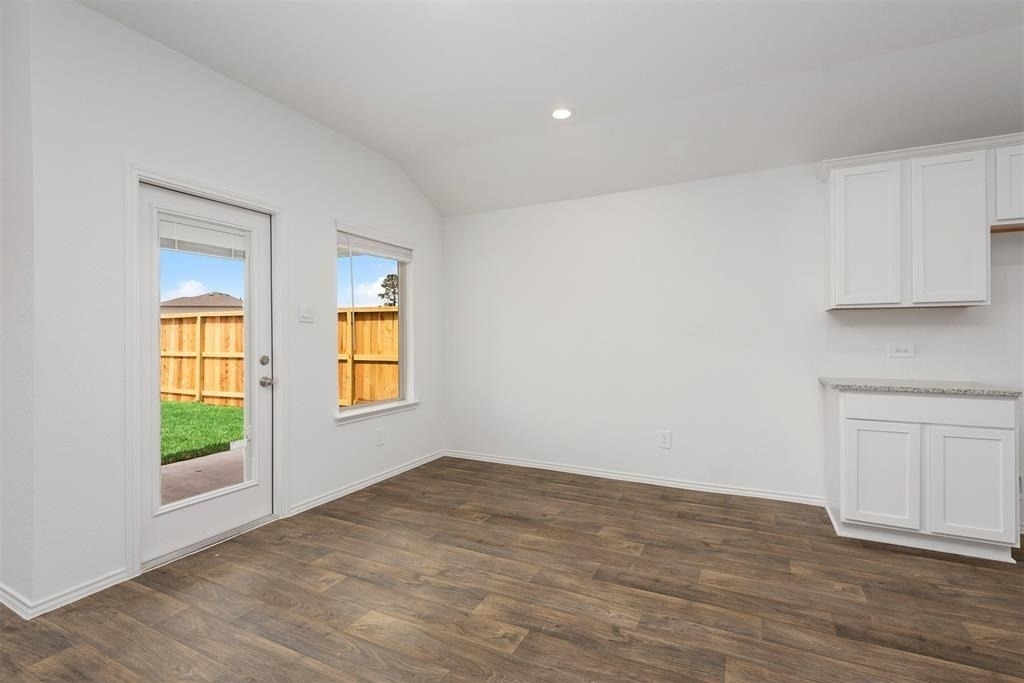 20352 Tembec Drive - Photo 5