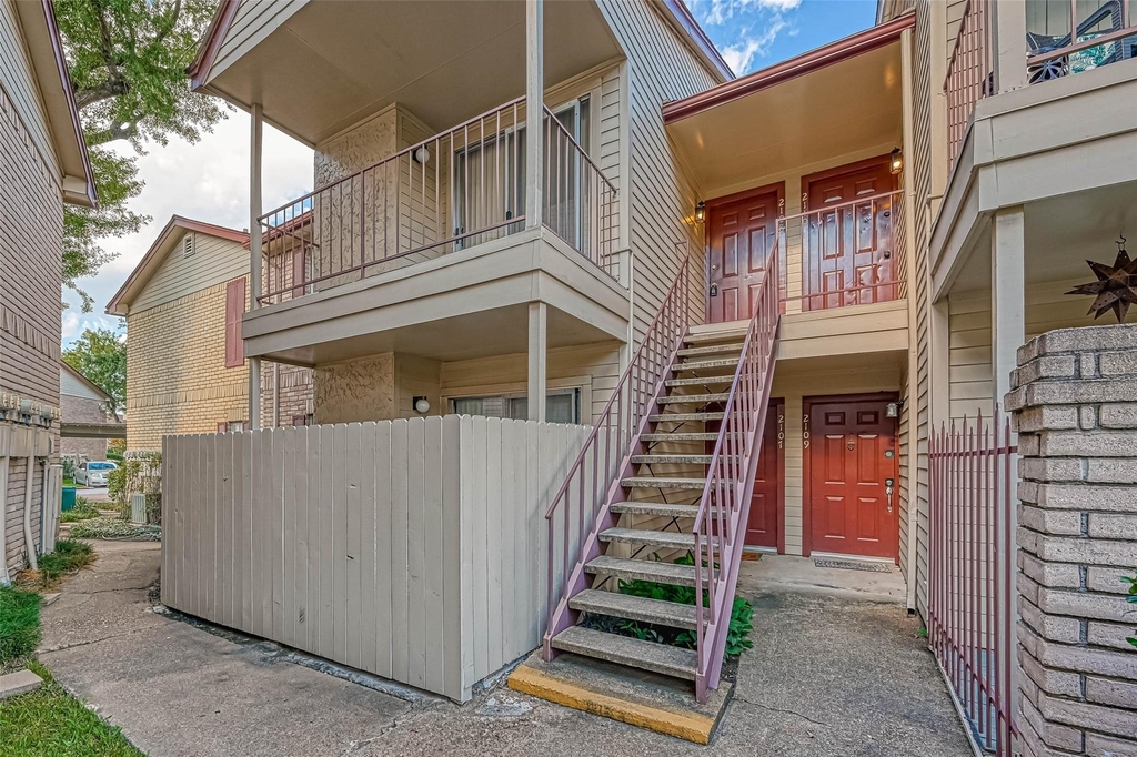 2120 El Paseo Street - Photo 18