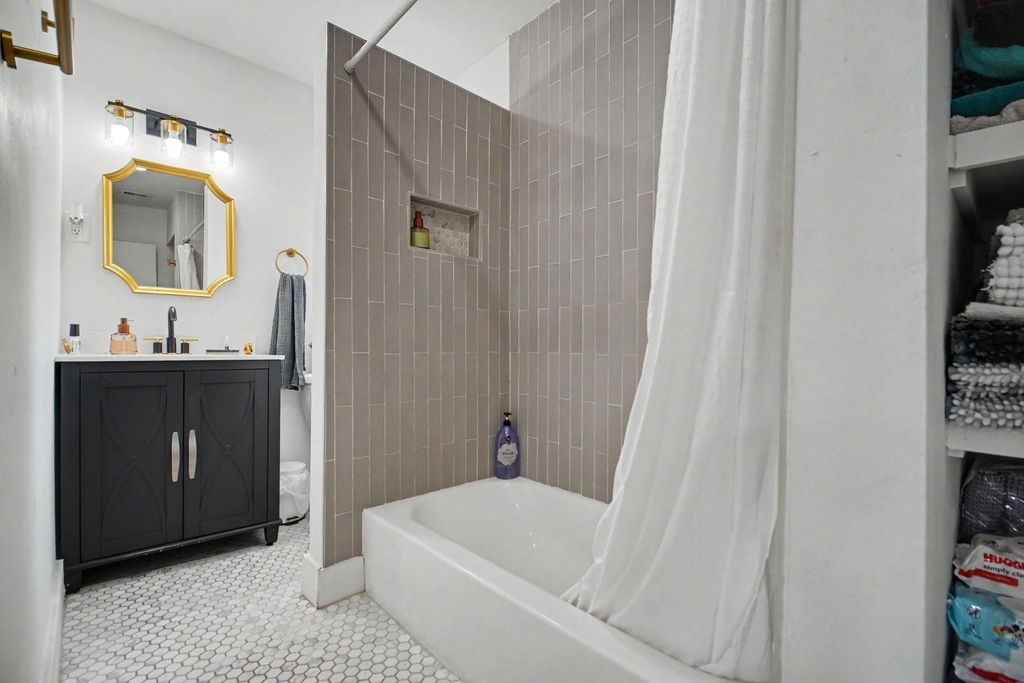 5226 Pomander Road - Photo 18