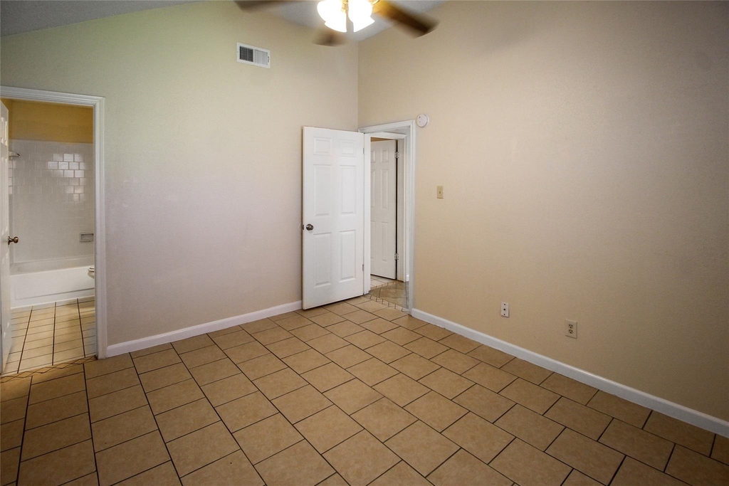 11614 Gullwood - Photo 13