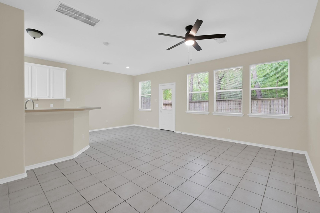 122 N N Camelia Grove Circle - Photo 4