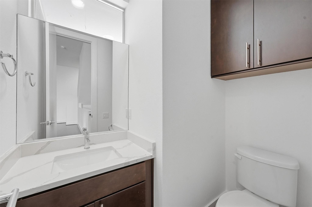 2338 Commerce Street - Photo 26