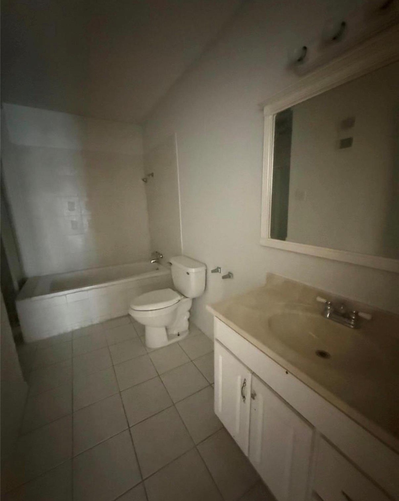 8323 Wilcrest Drive - Photo 7
