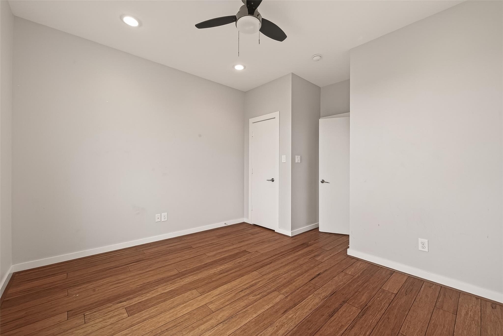 1819 South Street - Photo 19