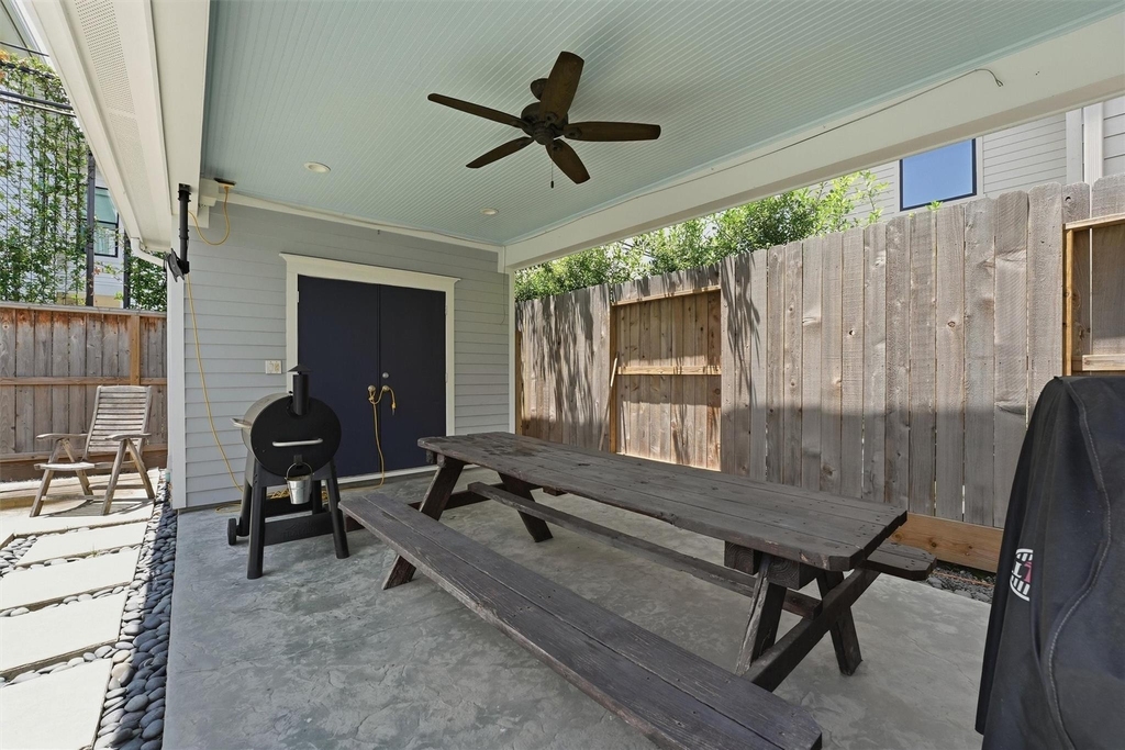 1114 Merrill Street - Photo 19