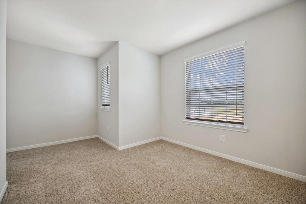 25526 Blooming Hazel Drive - Photo 17