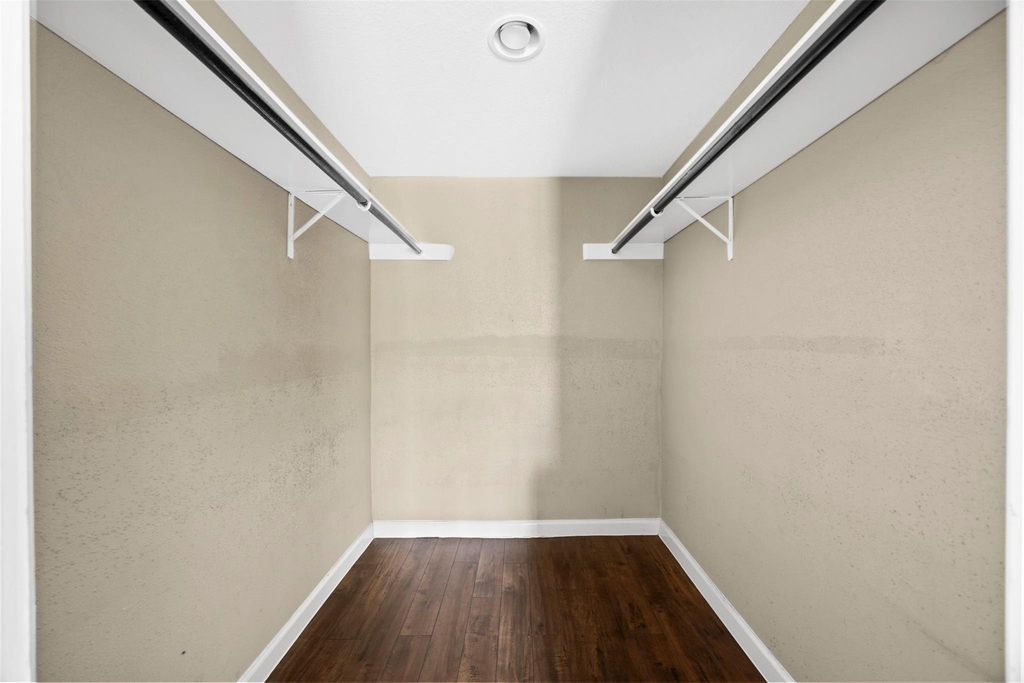 10673 Braes Bend Drive - Photo 14