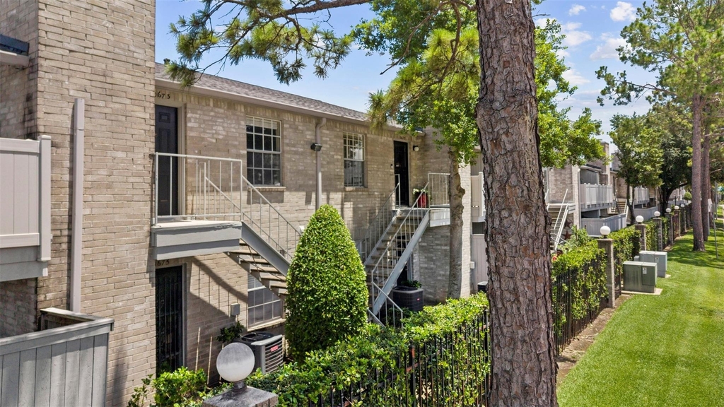10673 Braes Bend Drive - Photo 29
