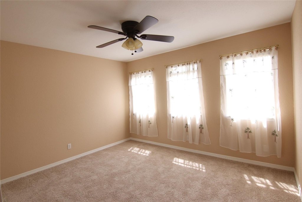 14423 Sandalfoot Street - Photo 15