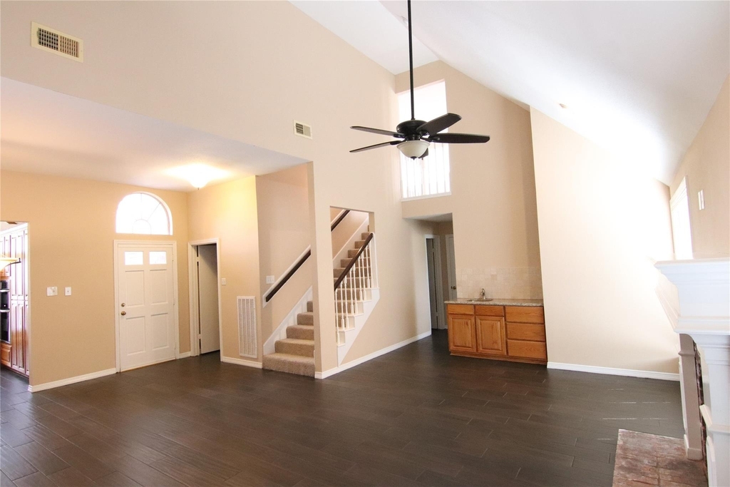 14423 Sandalfoot Street - Photo 4
