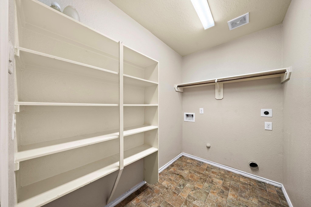 20306 Silent Vale Lane - Photo 8