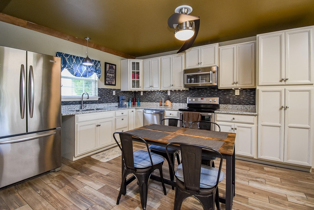 330 N Dixie Drive - Photo 13