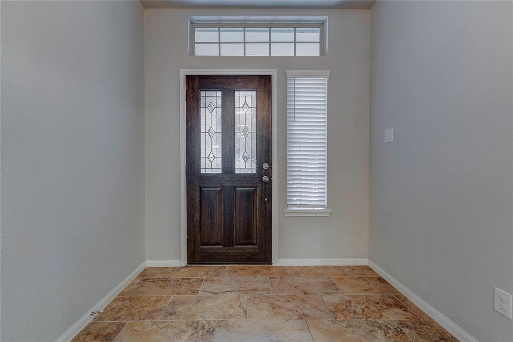 3811 Springcrest - Photo 3