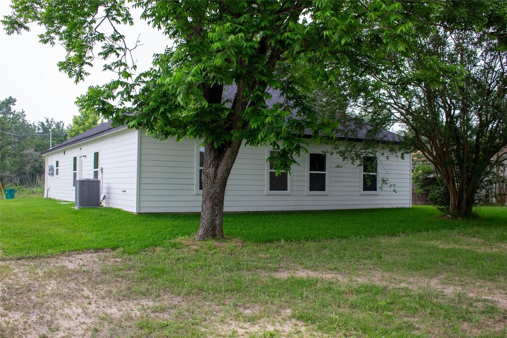 106 Runnels Street - Photo 37