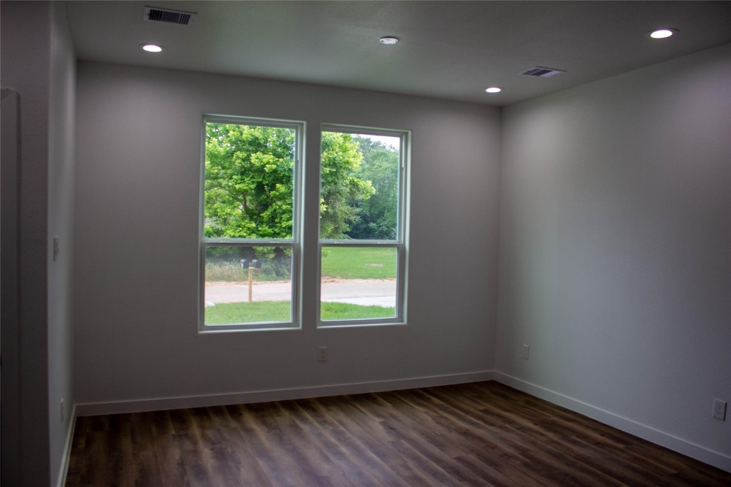 106 Runnels Street - Photo 32