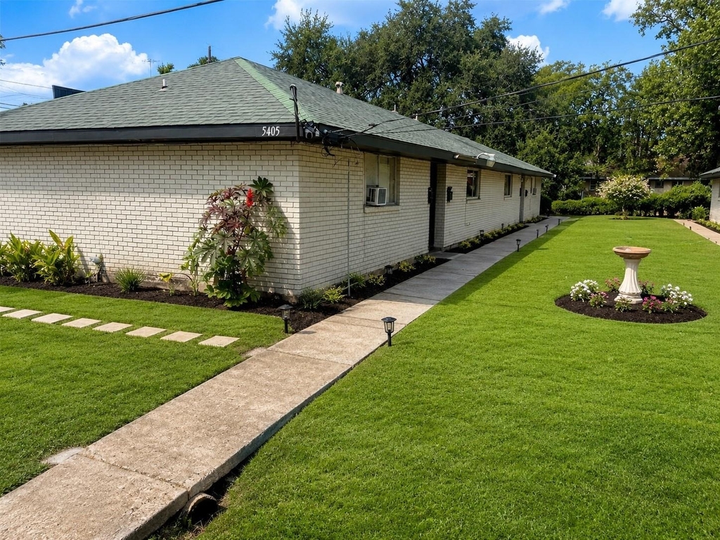 5409 Suez Street - Photo 4