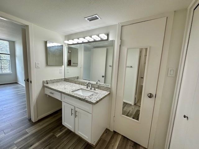 2333 Bering Drive - Photo 4
