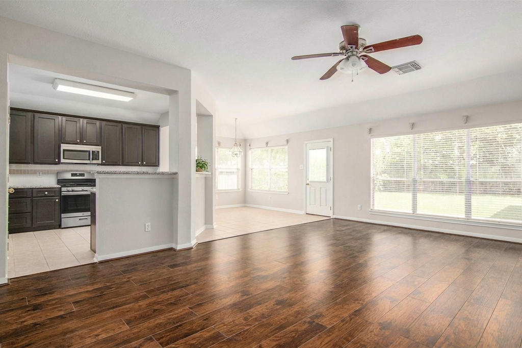 5231 Summerside Drive - Photo 9
