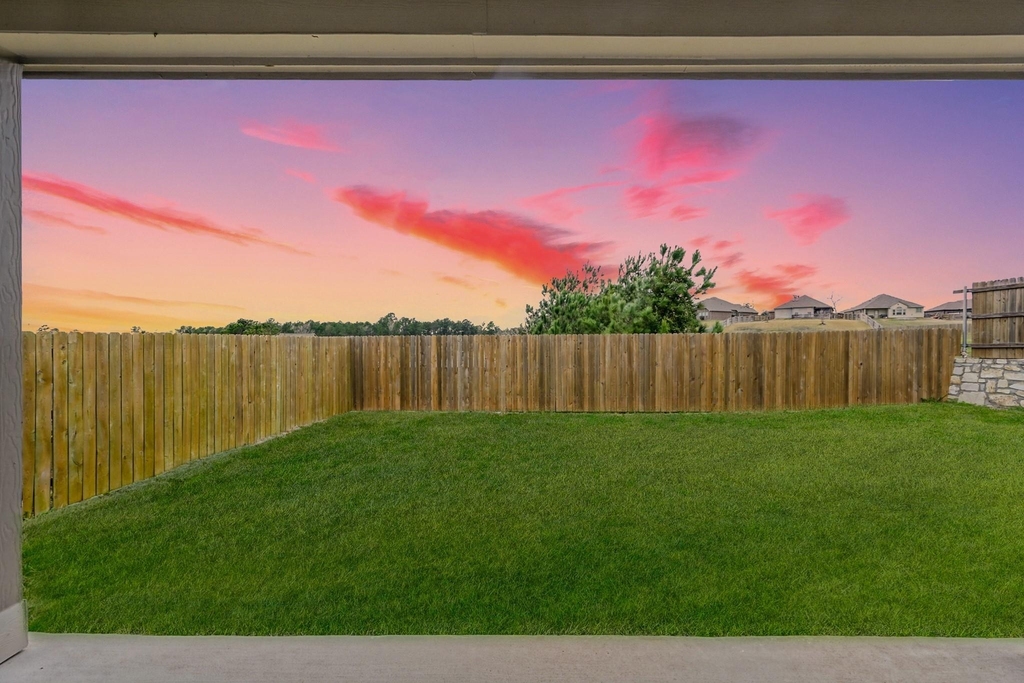 679 Red Elm Lane - Photo 37