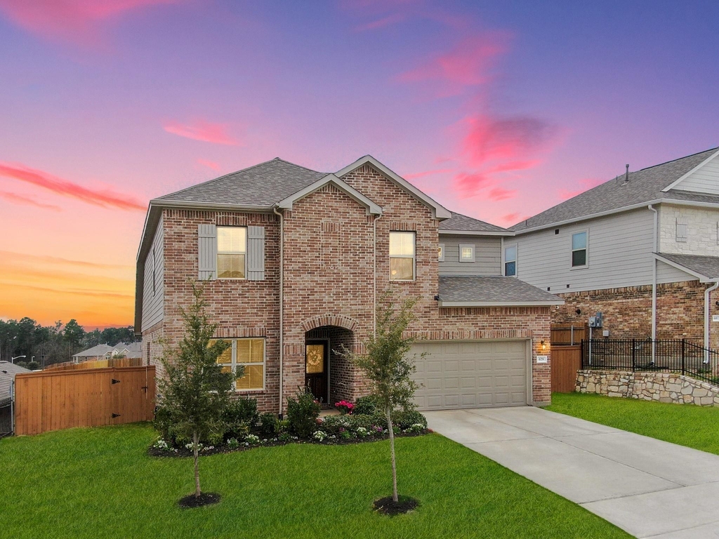 679 Red Elm Lane - Photo 2