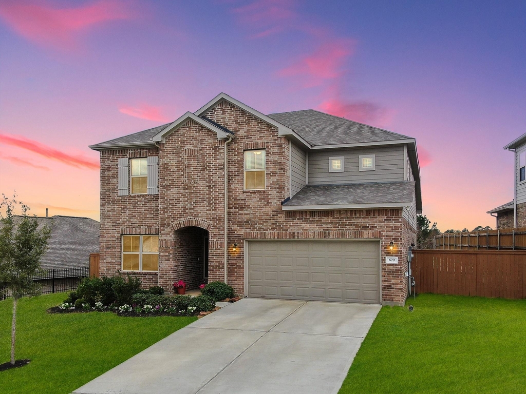 679 Red Elm Lane - Photo 1